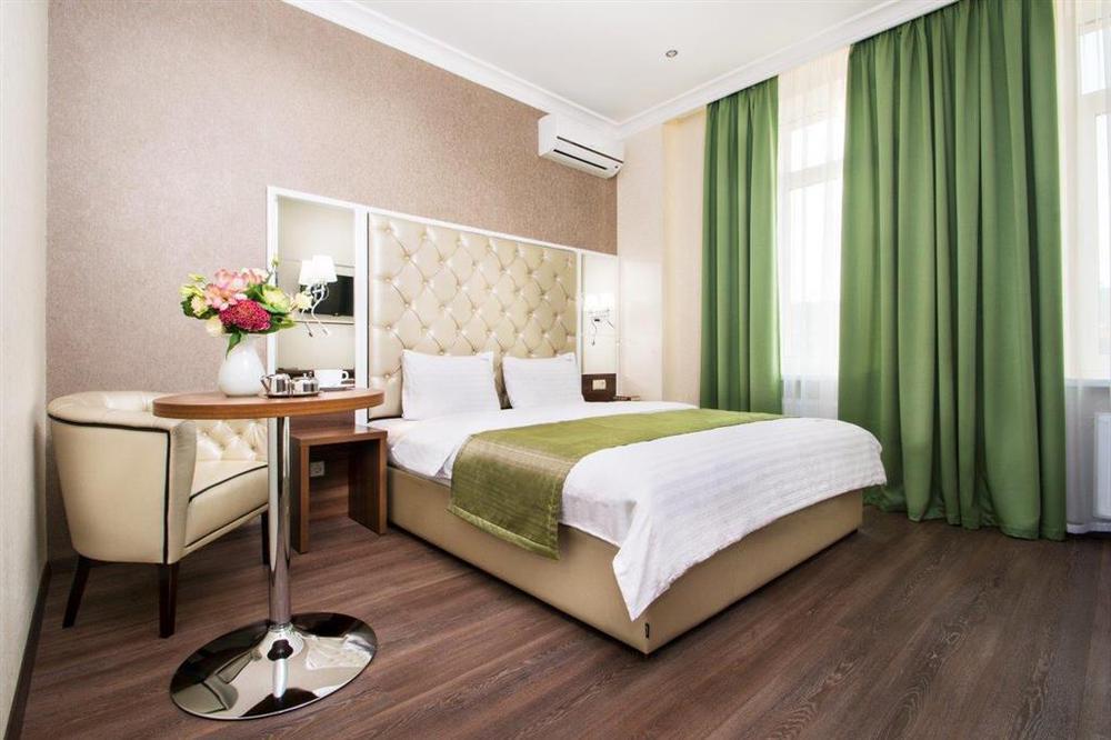 Bonapart Hotel By Uhm キエフ 部屋 写真